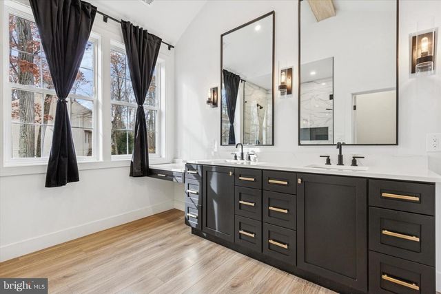 227 AUTUMN DR, Exton, PA 19341