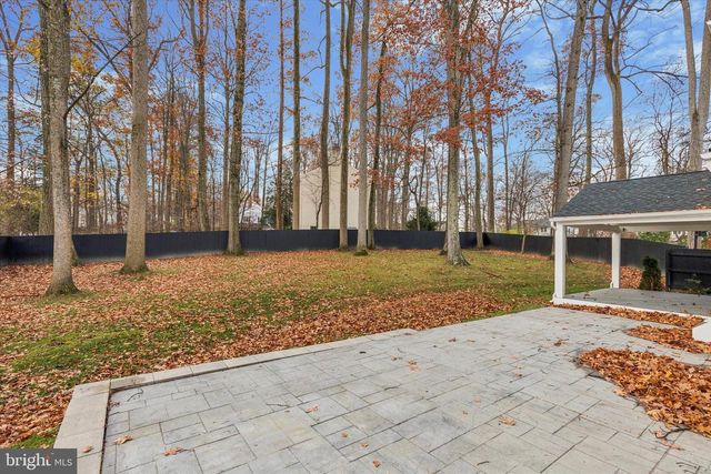 227 AUTUMN DR, Exton, PA 19341