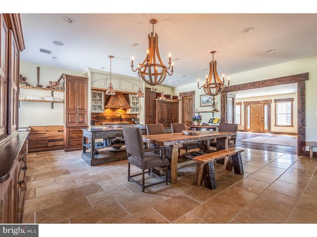 2103 STREET RD, New Hope, PA 18938