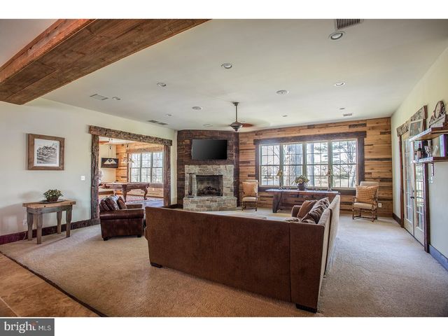 2103 STREET RD, New Hope, PA 18938