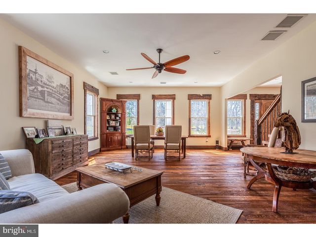 2103 STREET RD, New Hope, PA 18938