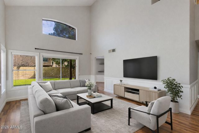 17433 N 46TH Place, Phoenix, AZ 85032