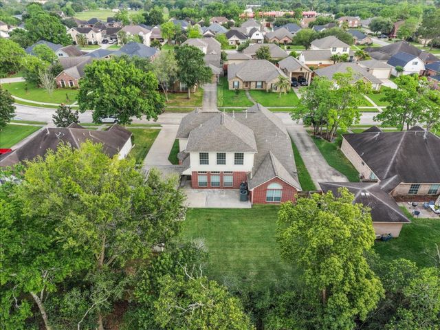 2112 Indian Blanket Drive, League City, TX 77573