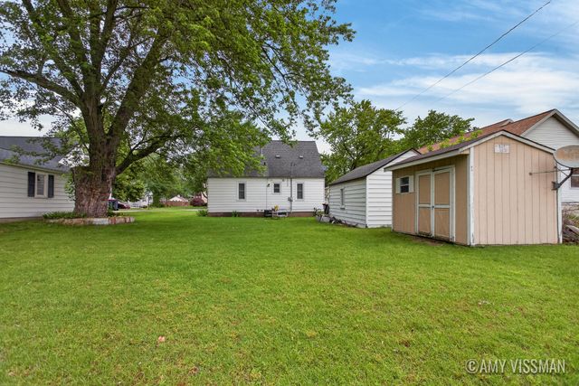 196 E 34th Street, Holland City, MI 49423