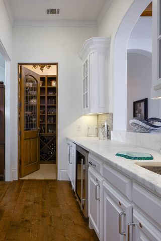 5543 Edlen Drive, Dallas, TX 75220