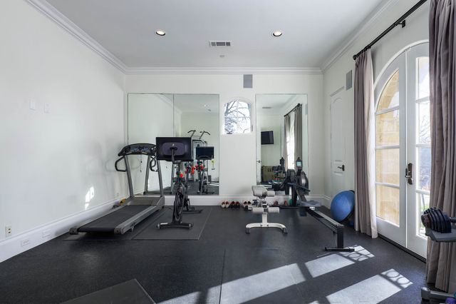 5543 Edlen Drive, Dallas, TX 75220