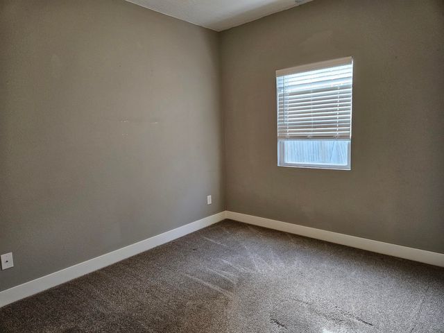 1907 Lakeview Drive, Ava, MO 65608