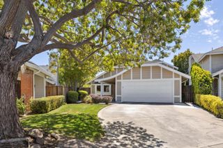 704 Prescott Lane, Foster City, CA 94404
