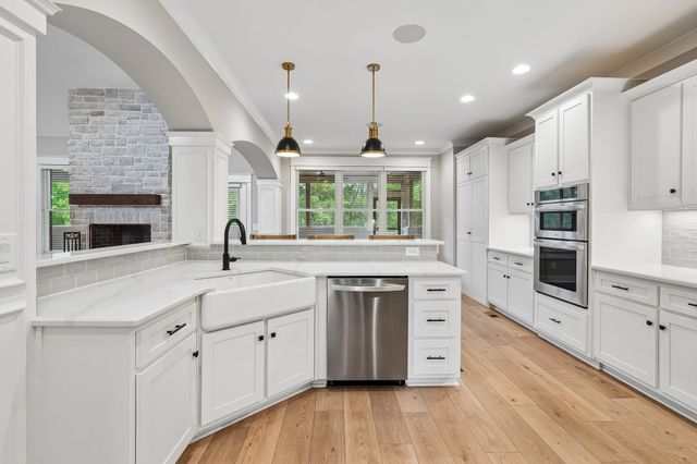 1003 Quillen Way, Lebanon, TN 37087