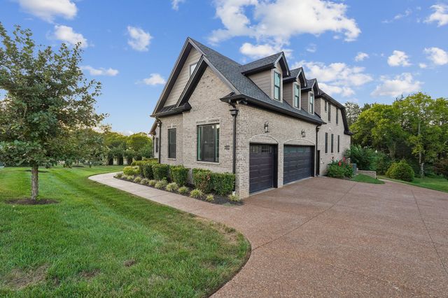 1003 Quillen Way, Lebanon, TN 37087