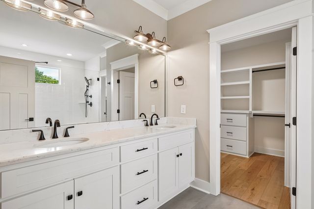 1003 Quillen Way, Lebanon, TN 37087