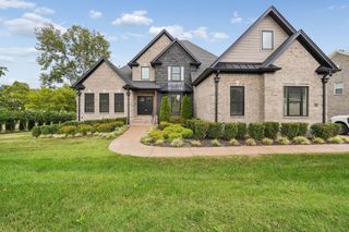 1003 Quillen Way, Lebanon, TN 37087