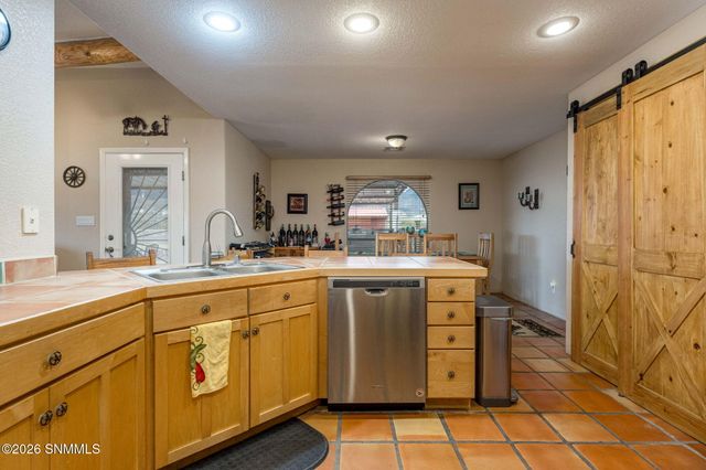 10085 Achenbach Canyon Road, Las Cruces, NM 88011