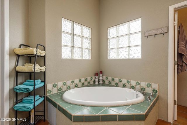 10085 Achenbach Canyon Road, Las Cruces, NM 88011