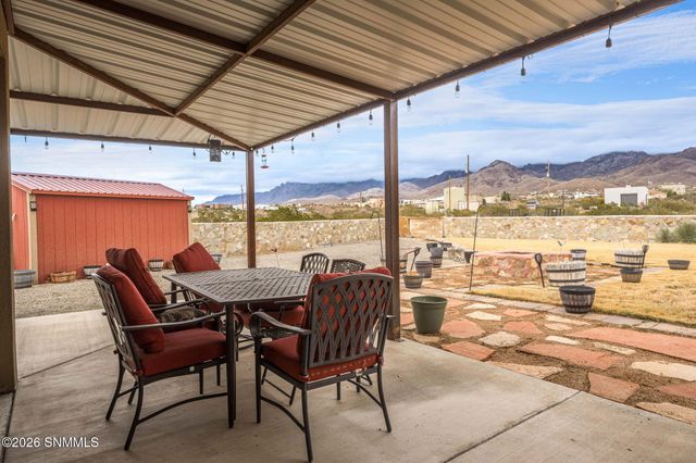 10085 Achenbach Canyon Road, Las Cruces, NM 88011