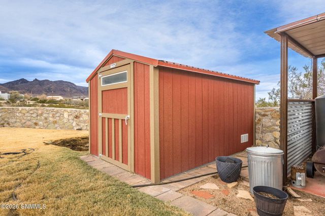 10085 Achenbach Canyon Road, Las Cruces, NM 88011