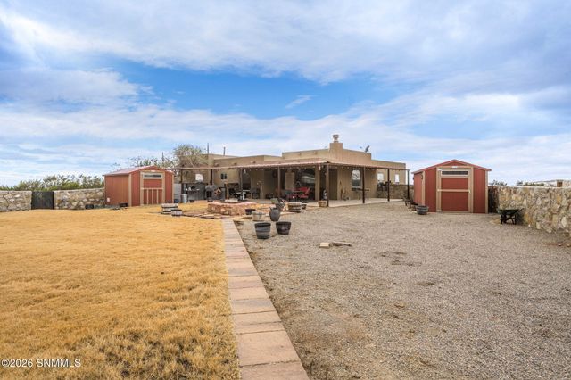 10085 Achenbach Canyon Road, Las Cruces, NM 88011