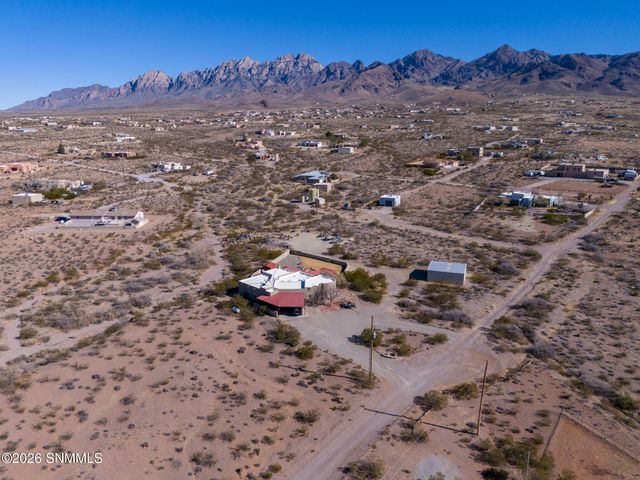 10085 Achenbach Canyon Road, Las Cruces, NM 88011