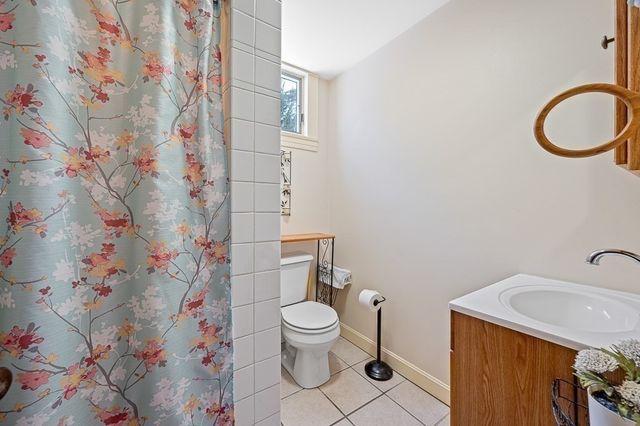 30 Draper Rd, Gardner, MA 01440