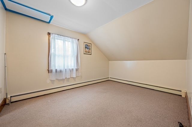 30 Draper Rd, Gardner, MA 01440