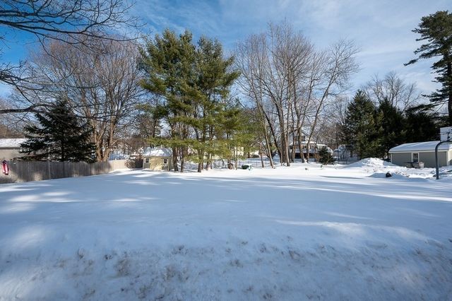 30 Draper Rd, Gardner, MA 01440