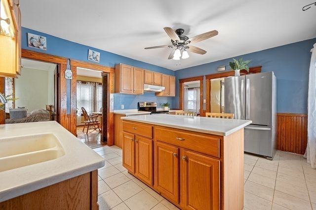 30 Draper Rd, Gardner, MA 01440