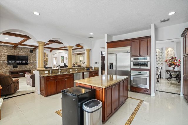 7976 SW 195th St, Cutler Bay, FL 33157