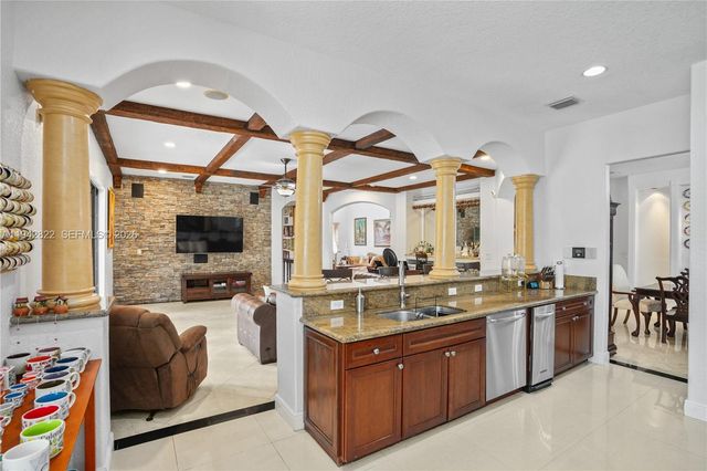 7976 SW 195th St, Cutler Bay, FL 33157