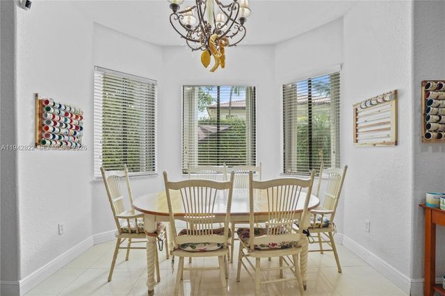 7976 SW 195th St, Cutler Bay, FL 33157