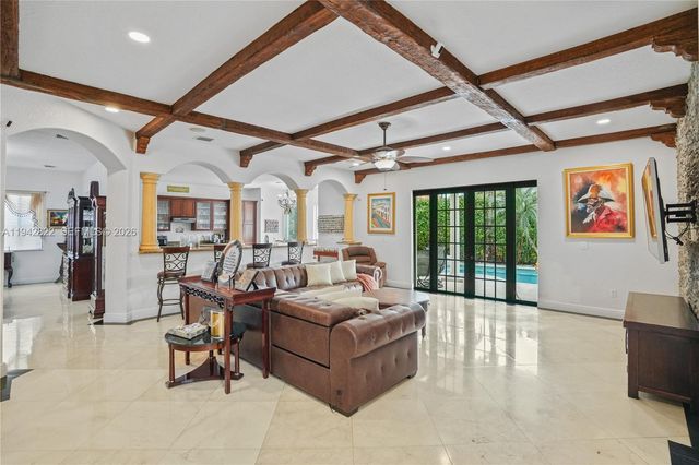 7976 SW 195th St, Cutler Bay, FL 33157