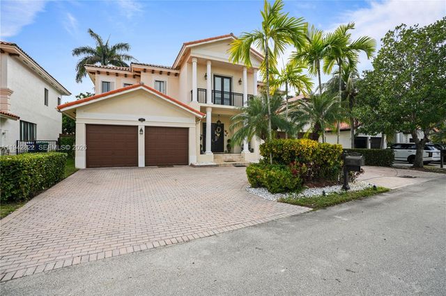 7976 SW 195th St, Cutler Bay, FL 33157