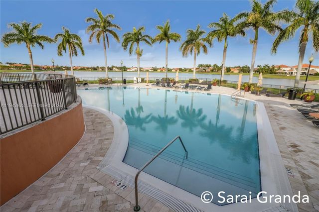 7976 SW 195th St, Cutler Bay, FL 33157