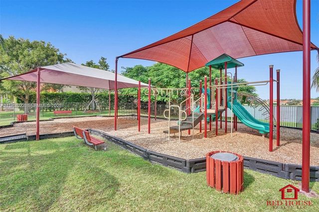 7976 SW 195th St, Cutler Bay, FL 33157