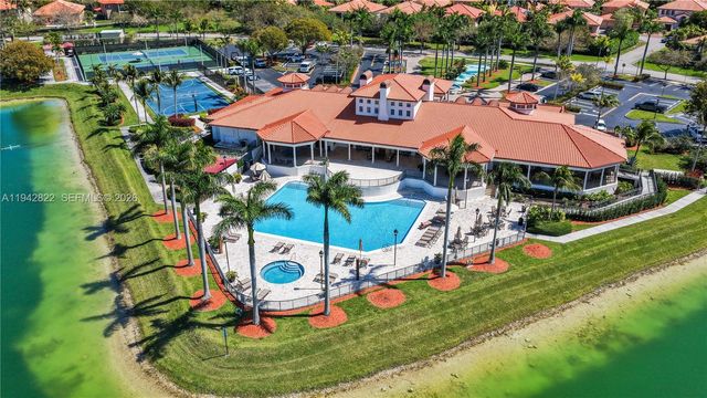 7976 SW 195th St, Cutler Bay, FL 33157