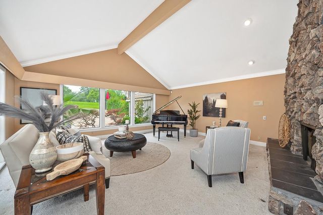 5131 Romero Way, Fair Oaks, CA 95628