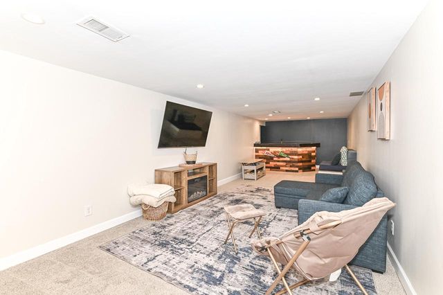 541 109th STREET, Wauwatosa, WI 53226