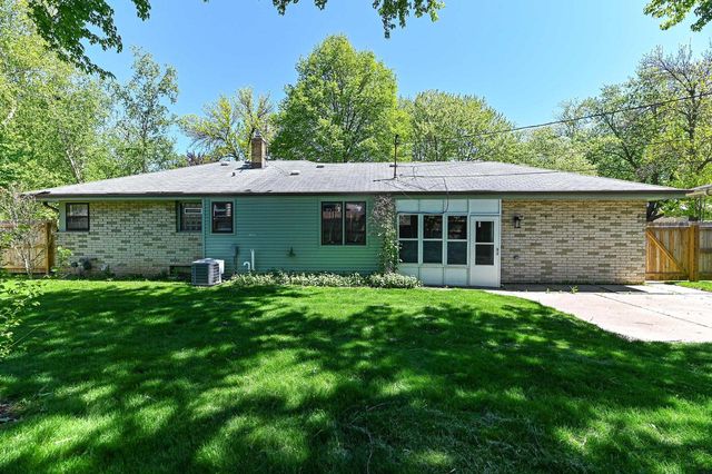 541 109th STREET, Wauwatosa, WI 53226