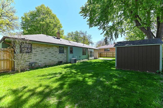 541 109th STREET, Wauwatosa, WI 53226