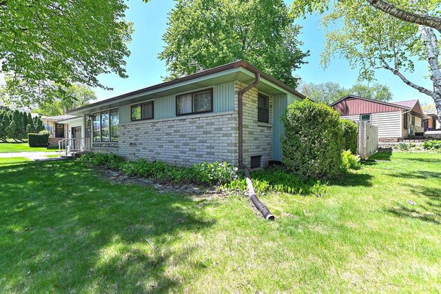 541 109th STREET, Wauwatosa, WI 53226