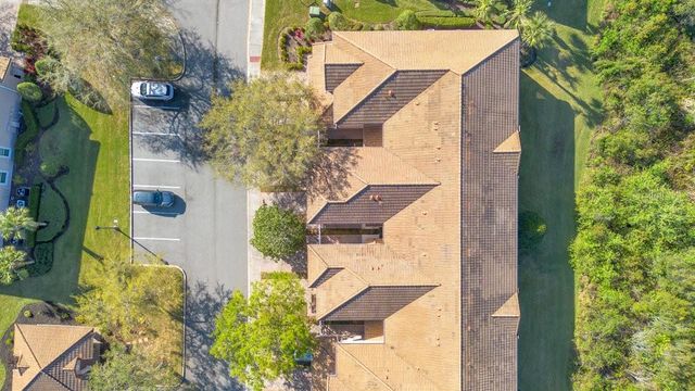 1290 GRADY LANE 20232, Davenport, FL 33896