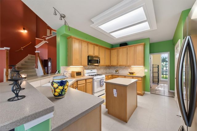 9603 Summer Breeze Drive, Pearland, TX 77584