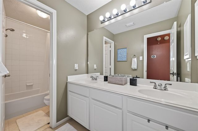 9603 Summer Breeze Drive, Pearland, TX 77584