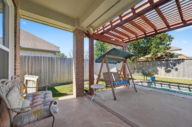 9603 Summer Breeze Drive, Pearland, TX 77584