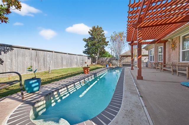 9603 Summer Breeze Drive, Pearland, TX 77584