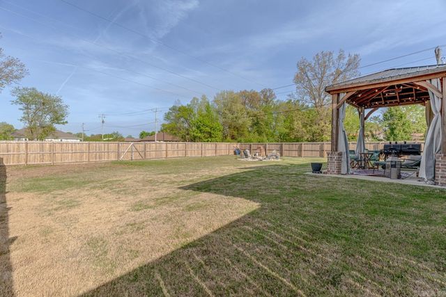 900 S 59th Street, Paragould, AR 72450
