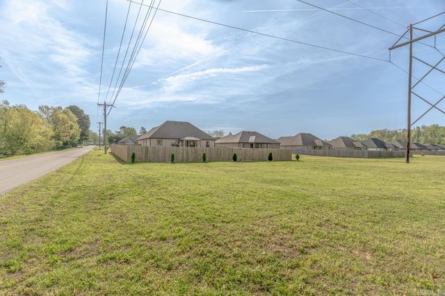 900 S 59th Street, Paragould, AR 72450