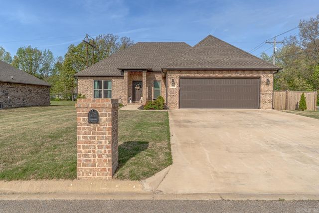 900 S 59th Street, Paragould, AR 72450