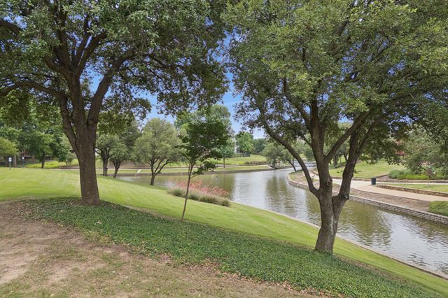 924 Canal Street, Irving, TX 75063
