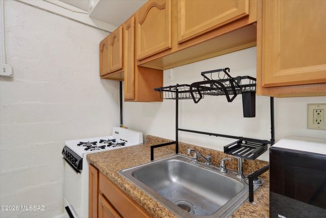 3022 E 1st Street, Tucson, AZ 85716
