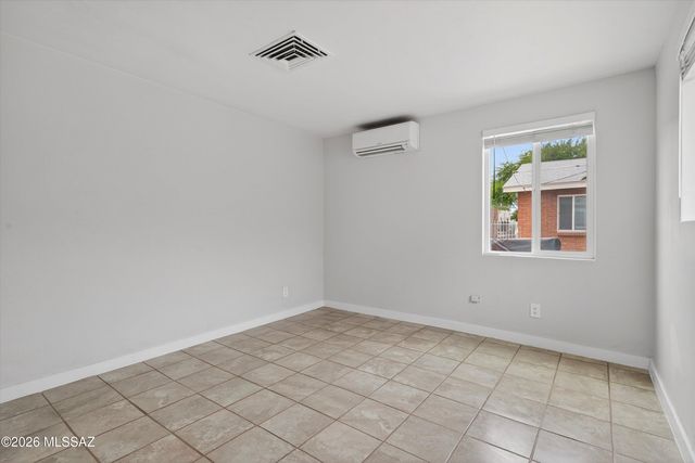 3022 E 1st Street, Tucson, AZ 85716
